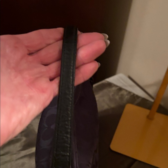 Coach VintageElegant Black mini hobo Women's crossbody Bag - Picture 4 of 13